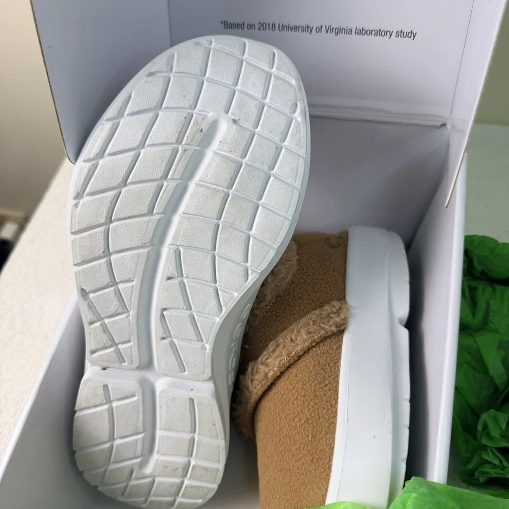 OOFOS OOcoozie Low Recovery Shoe Tan Chocolate Womens Size 7 Slip On Comfort - Picture 7 of 9